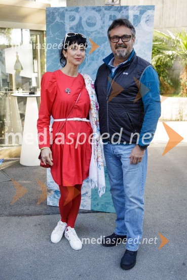 Dr. Jerca Legan Cvikl, antropologinja in predsednica Fundacije Femmes Sans Fronitières;  Jernej Kuntner, igralecBrexit v nepolitičnem zrcalu, dokumentarni film