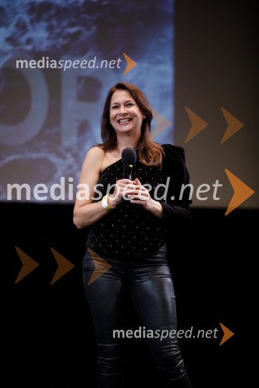  Nina Kojima, bivša dopisnica RTV v Združenem Kraljestvu, režiserka in producentkaBrexit v nepolitičnem zrcalu, dokumentarni film