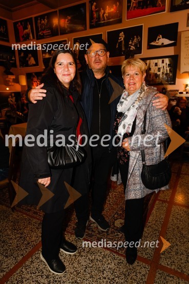  Teja Pelko, novinarka, Svet24;  ... ;  ... Emigranta, premiera