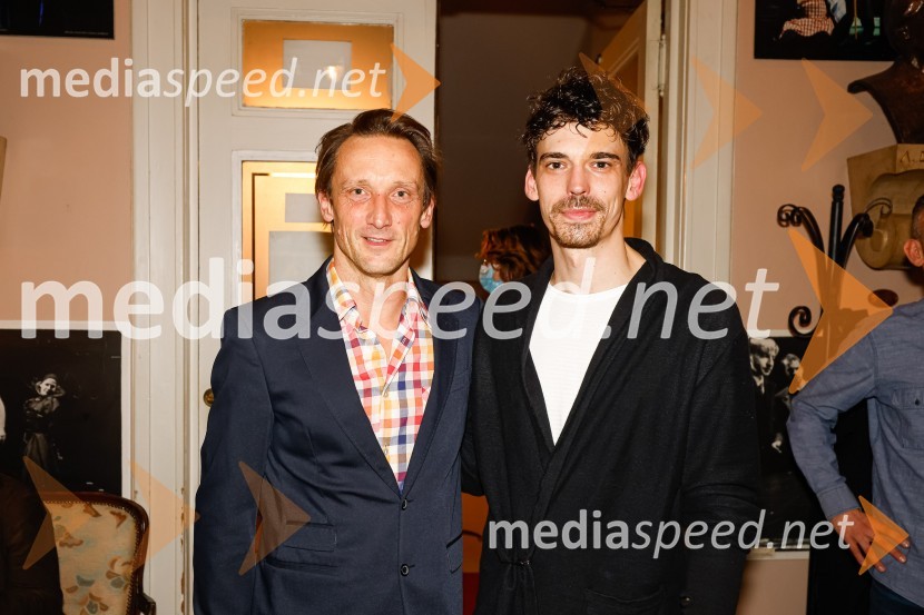  Marko  Mandić, igralec;  Nejc Cijan Garlatti, igralecEmigranta, premiera