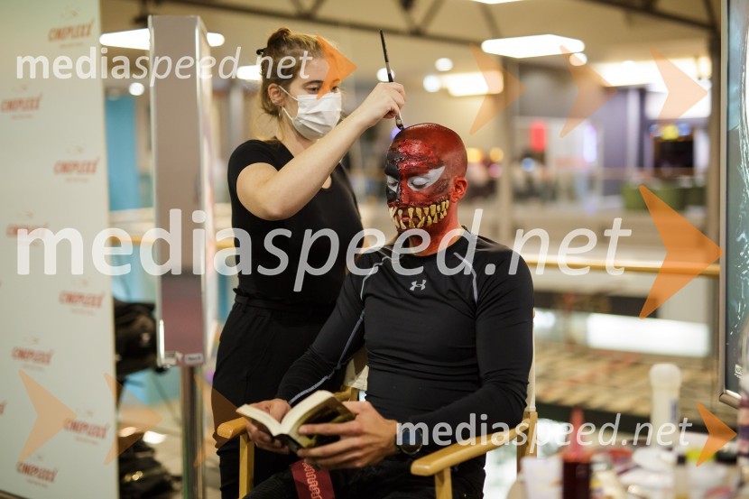  ... ;  Filip Kržišnik, F&B AcrobaticsPremiera filma Venom 2, v Cineplexx Kranj