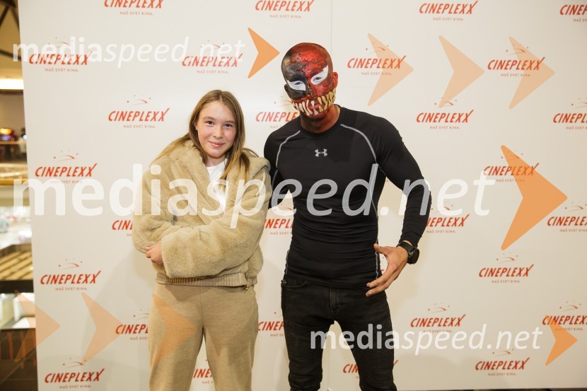 ... ;  Filip Kržišnik, F&B AcrobaticsPremiera filma Venom 2, v Cineplexx Kranj