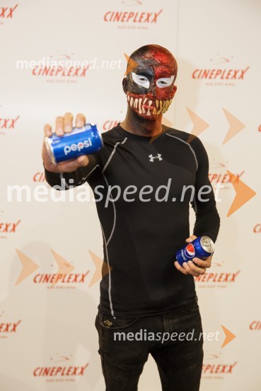  Filip Kržišnik, F&B AcrobaticsPremiera filma Venom 2, v Cineplexx Kranj