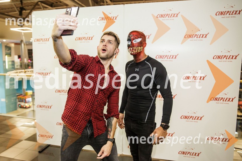  Klemen Bunderla, radijski voditelj, radio Aktual;  Filip Kržišnik, F&B AcrobaticsPremiera filma Venom 2, v Cineplexx Kranj