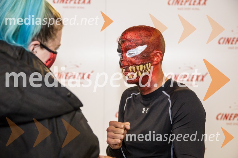  Tanja Divac, novinarka;  Filip Kržišnik, F&B AcrobaticsPremiera filma Venom 2, v Cineplexx Kranj