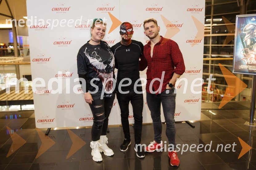  Tanja Divac, novinarka;  Filip Kržišnik, F&B Acrobatics;  Klemen Bunderla, radijski voditelj, radio AktualPremiera filma Venom 2, v Cineplexx Kranj