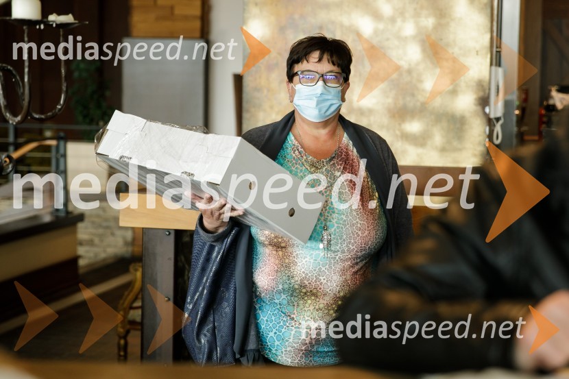  Antonija  PlešecNaj Fala kruh 2021