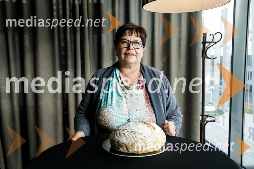  Antonija  PlešecNaj Fala kruh 2021