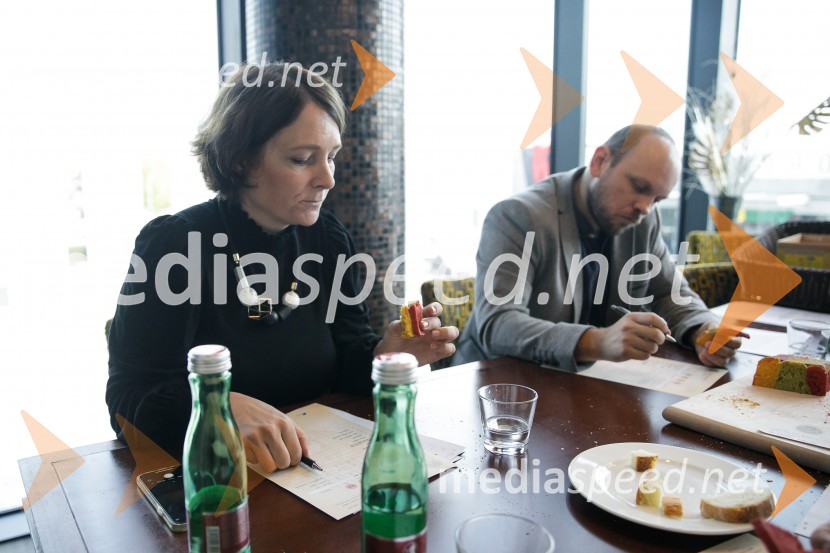  Urška Petelin, izvršna urednica revije Dober tek;  Rok Cankar, produktni vodja, ŽitoNaj Fala kruh 2021