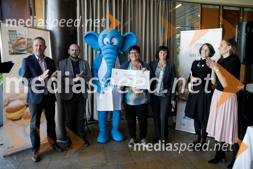  ... ;  ... ;  Antonija  Plešec;  ... ;  ... ;  ... Naj Fala kruh 2021