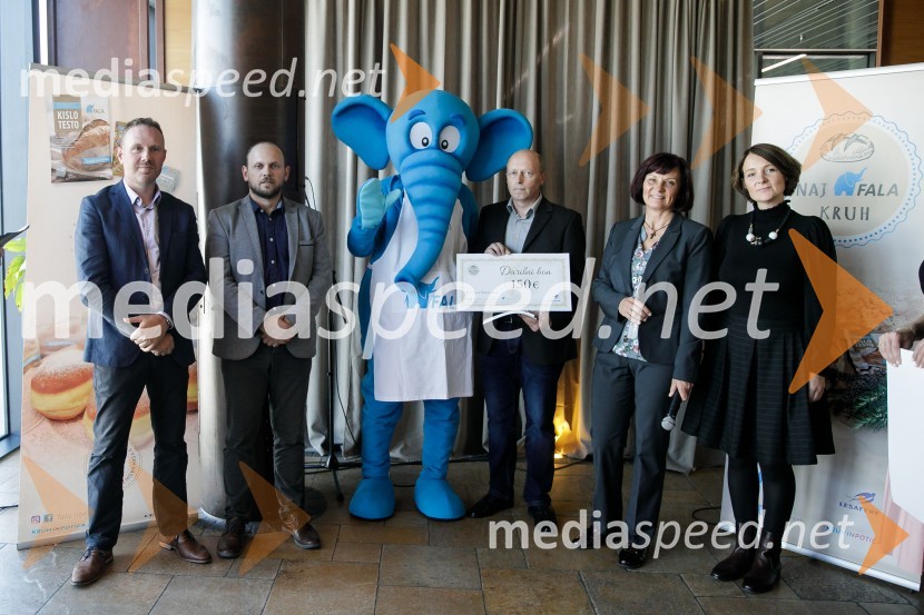 Žirija Naj Fala kruh 2021 s Fala SlončkomNaj Fala kruh 2021