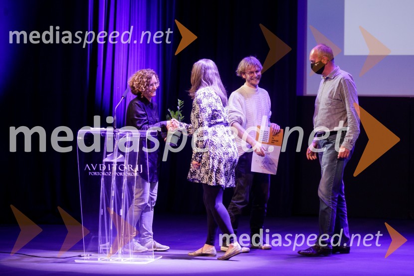  Bojana Bregar;  Marija Zidar;  Rok  Govednik;  Danijel  Hočevar, producentSlavnostna podelitev nagrad Festivala slovenskega filma