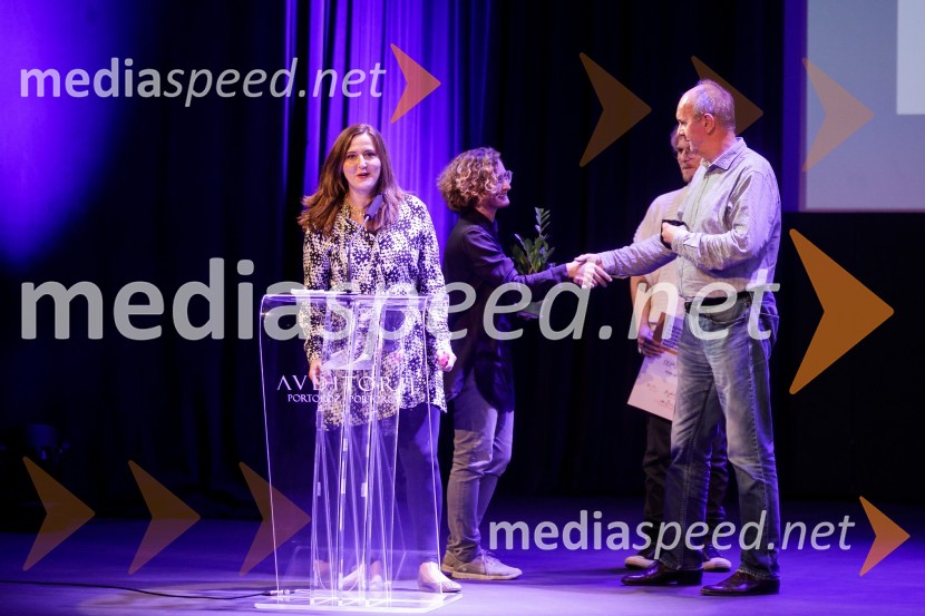  Marija Zidar;  Bojana Bregar;  Danijel  Hočevar, producentSlavnostna podelitev nagrad Festivala slovenskega filma