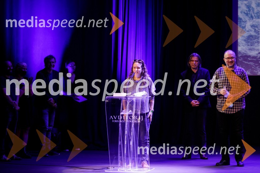  Urška Djukić, žirija kratki film, Liffe;   Bojan Labović, scenarist in režiserSlavnostna podelitev nagrad Festivala slovenskega filma