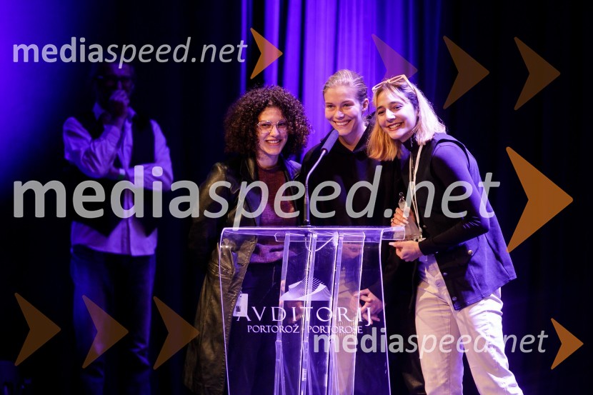  Mina Milovanović;  Mia Skrbinac, igralka;  Sarah Al Saleh, Sahareya, glasbenicaSlavnostna podelitev nagrad Festivala slovenskega filma