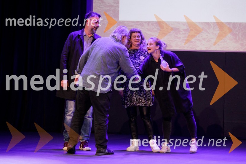  Vlado Bulajić, filmski producent;  Karpo Godina, režiser;  Tijana Zinajić, igralka, asistentka režije;  Lija Pogačnik, producentkaSlavnostna podelitev nagrad Festivala slovenskega filma