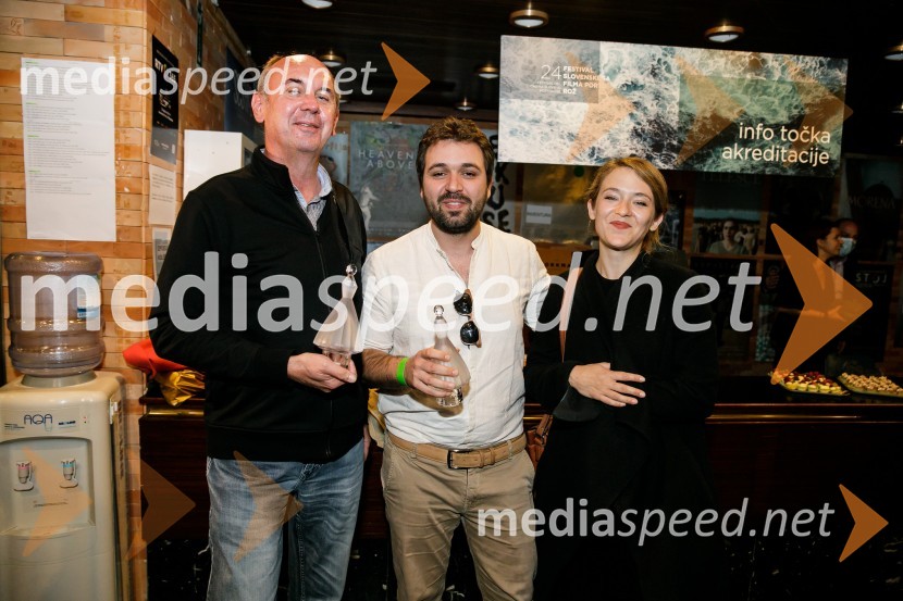  Danijel  Hočevar, producent;  Uroš  Maksimović;  Zala Opara, producentkaSlavnostna podelitev nagrad Festivala slovenskega filma