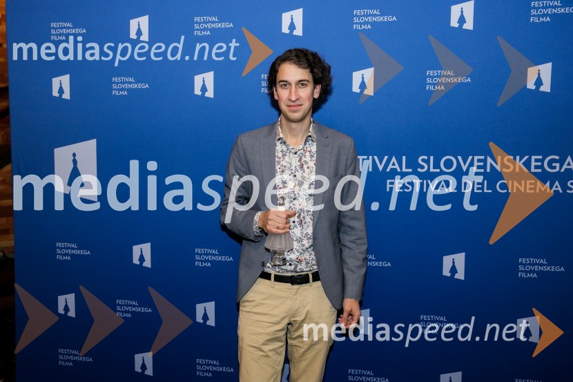  Matija Krečič, violinist in skadateljSlavnostna podelitev nagrad Festivala slovenskega filma