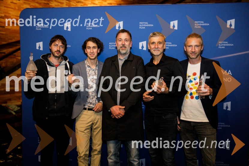  Darko Sinko, režiser;  Matija Krečič, violinist in skadatelj;  Vlado Bulajić, filmski producent;  Radoš Bolčina, igralec;  Dejan Spasić, igralecSlavnostna podelitev nagrad Festivala slovenskega filma
