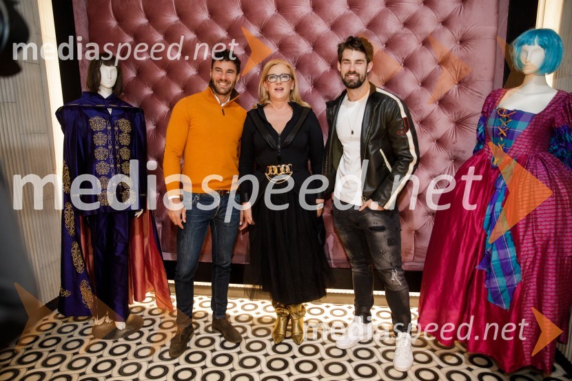  ... ;  Urška Alič, ustanoviteljica in direktorica Špas teatra;  ... Mala Terasa, koncertna komedija Špas teatra