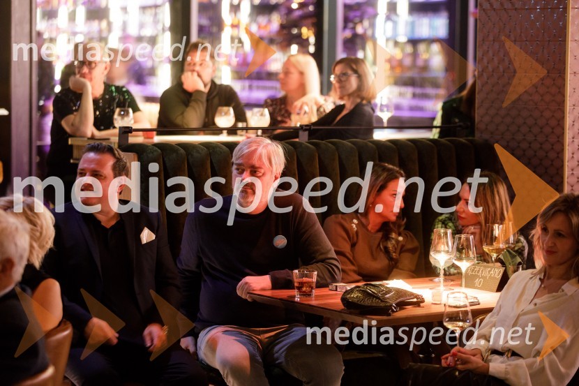  Rado Mulej, igralec;  Marko Miladinović, direktor podjetja Armada, televizijski voditelj, igralecMala Terasa, koncertna komedija Špas teatra