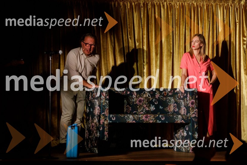  Jaša Jamnik, igralec in režiser;  Gorka Berden, igralkaMala Terasa, koncertna komedija Špas teatra