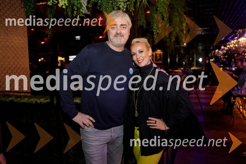  Marko Miladinović - Mile, igralec;  Pia Pustovrh, voditeljicaMala Terasa, koncertna komedija Špas teatra