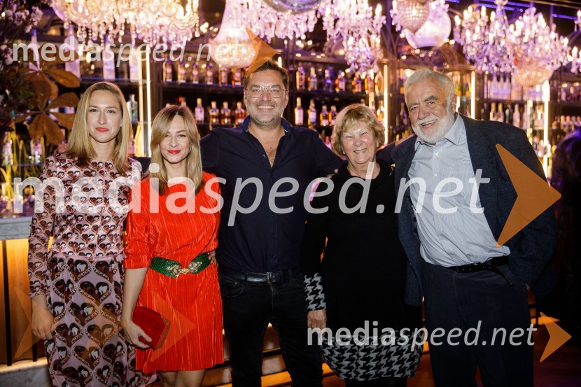  ... ;  Gorka Berden, igralka;  ... ;  ... ;  ... Mala Terasa, koncertna komedija Špas teatra