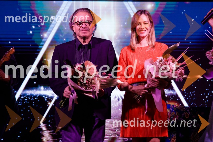  Jaša Jamnik, igralec in režiser;  Gorka Berden, igralkaMala Terasa, koncertna komedija Špas teatra