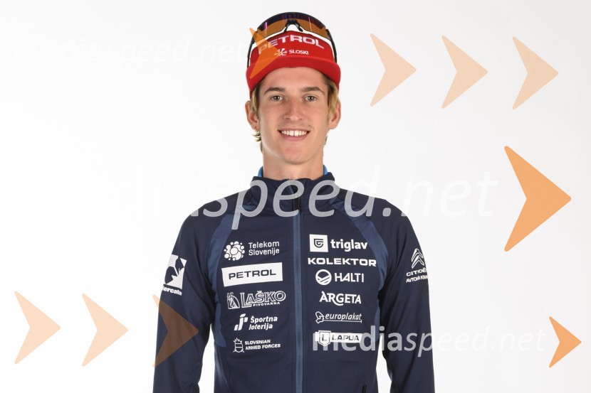  Lovro Planko, biatlonecPredstavitev reprezentanc Slovenske smučarske zveze, sezone 2021/22