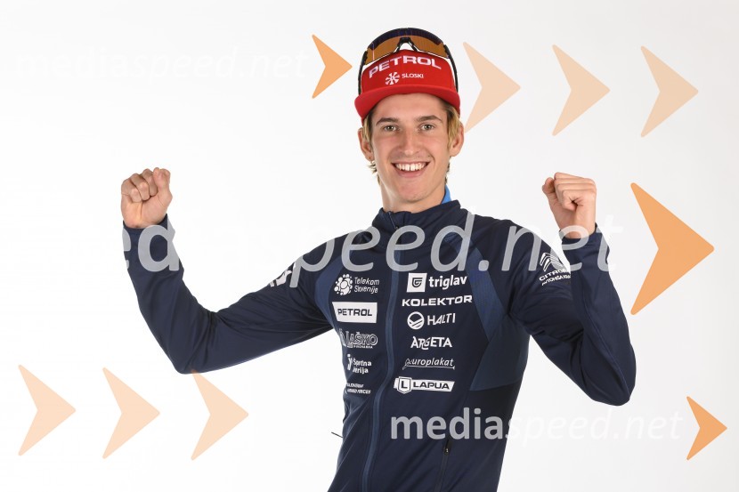  Lovro Planko, biatlonecPredstavitev reprezentanc Slovenske smučarske zveze, sezone 2021/22