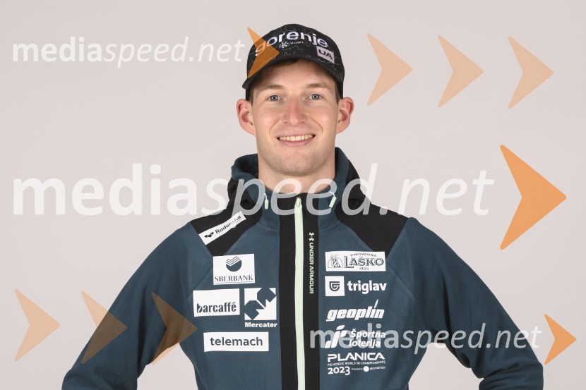  Žiga Jelar, smučarski skakalecPredstavitev reprezentanc Slovenske smučarske zveze, sezone 2021/22