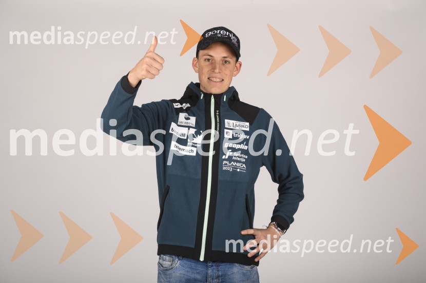   Bor Pavlovčič, smučarski skakalecPredstavitev reprezentanc Slovenske smučarske zveze, sezone 2021/22