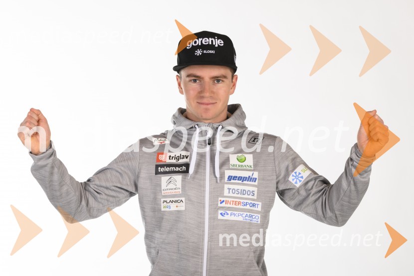  Vili  Črv, smučarski tekačPredstavitev reprezentanc Slovenske smučarske zveze, sezone 2021/22