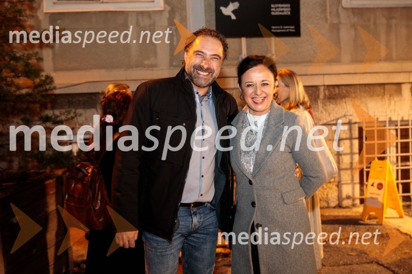  Gorazd Žilavec, igralec;  ... Jerebika, štrudelj, ples pa še kaj, premiera, Slovensko mladinsko gledališče