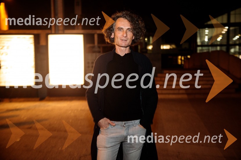 Jerebika, štrudelj, ples pa še kaj, premiera, Slovensko mladinsko gledališče