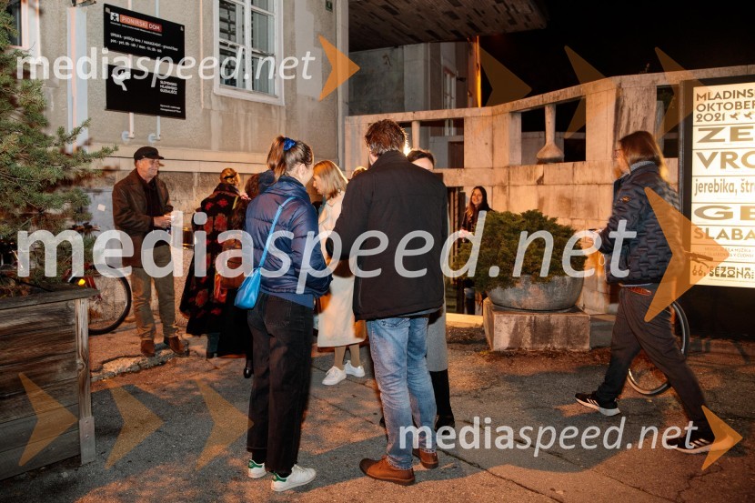 Jerebika, štrudelj, ples pa še kaj, premiera, Slovensko mladinsko gledališče