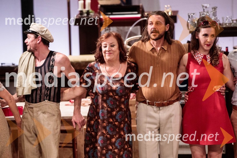  Primož Bezjak, igralec;  Damjana Černe, igralka;  Matej Recer, igralec;  Patrizia  Jurinčič Finžgar, igralkaJerebika, štrudelj, ples pa še kaj, premiera, Slovensko mladinsko gledališče