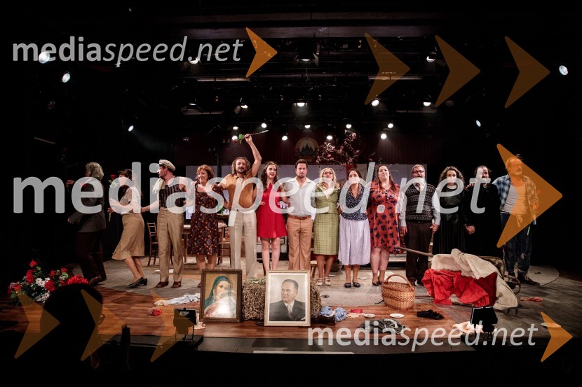 Jerebika, štrudelj, ples pa še kaj, premiera, Slovensko mladinsko gledališče