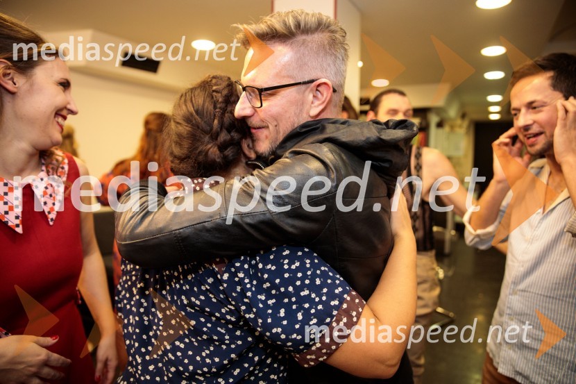  Marjuta  Slamič, igralka;  Tibor Mihelič Syed, direktor, Slovensko mladinsko gledališčeJerebika, štrudelj, ples pa še kaj, premiera, Slovensko mladinsko gledališče