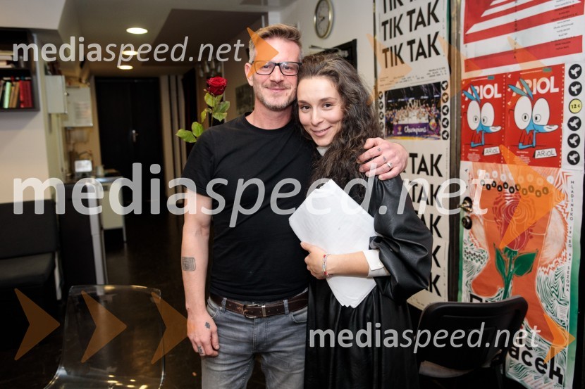  Tibor Mihelič Syed, direktor, Slovensko mladinsko gledališče;  Nataša Keser, igralkaJerebika, štrudelj, ples pa še kaj, premiera, Slovensko mladinsko gledališče