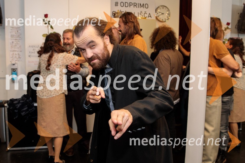  Blaž Šef, igralecJerebika, štrudelj, ples pa še kaj, premiera, Slovensko mladinsko gledališče