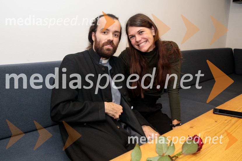  Blaž Šef, igralec;  ... Jerebika, štrudelj, ples pa še kaj, premiera, Slovensko mladinsko gledališče