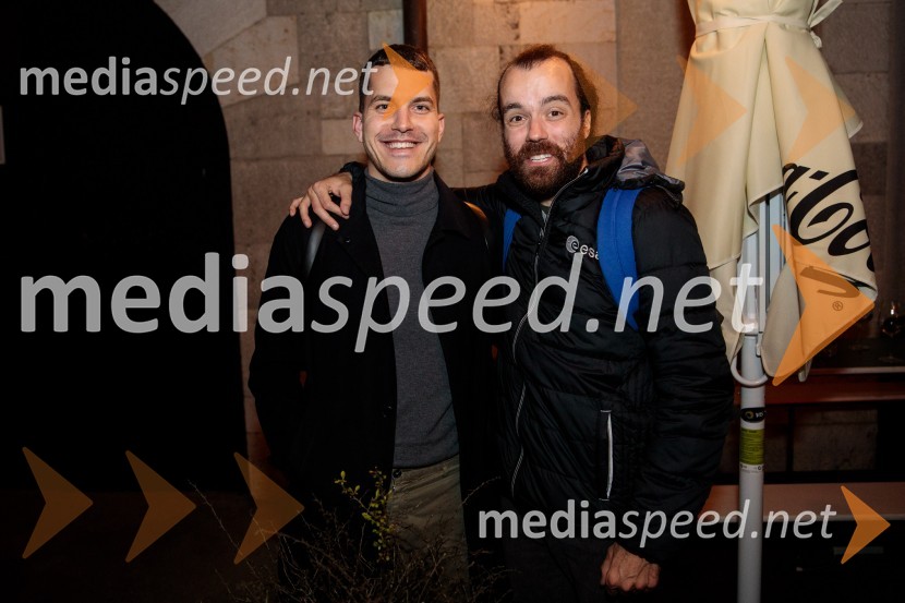  ... ;  Blaž Šef, igralecJerebika, štrudelj, ples pa še kaj, premiera, Slovensko mladinsko gledališče