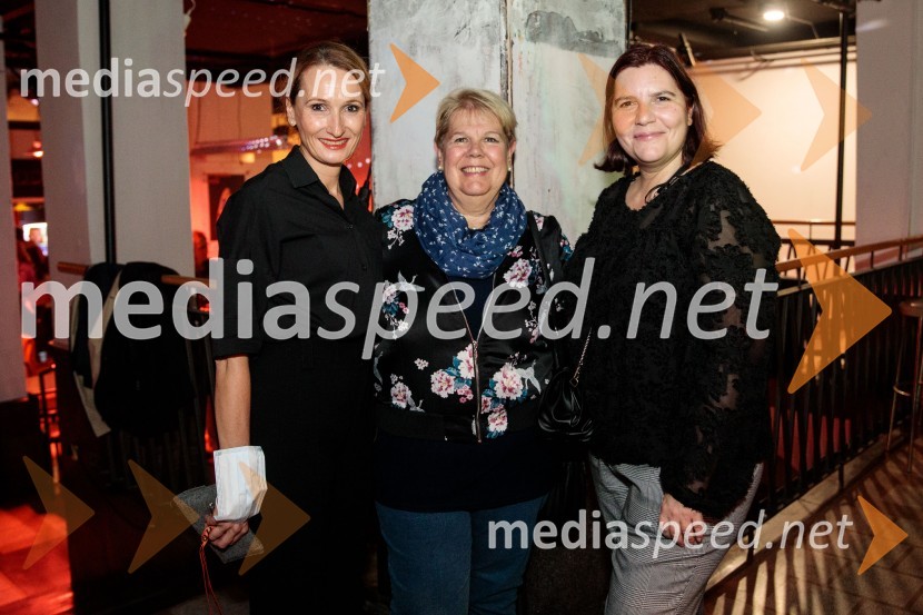  ... ;  ... ;  Teja Pelko, novinarka, Svet24Jerebika, štrudelj, ples pa še kaj, premiera, Slovensko mladinsko gledališče