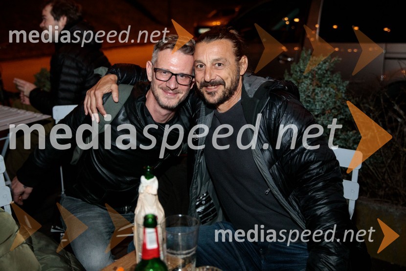  Tibor Mihelič Syed, direktor, Slovensko mladinsko gledališče;  ... Jerebika, štrudelj, ples pa še kaj, premiera, Slovensko mladinsko gledališče