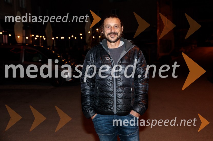 Jerebika, štrudelj, ples pa še kaj, premiera, Slovensko mladinsko gledališče