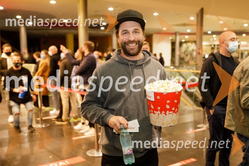  Aliash Tepina, igralecPremiera filma Dune: Peščeni planet v Cineplexxu