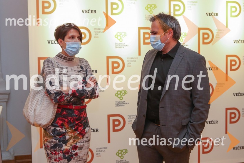 mag. Aleksandra Podgornik, direktorica, Štajerska gospodarska zbornica;  Miha Klančar, direktor za področje prodaje in marketinga, Večer d.d.Ledinek Engineering je najboljše podjetje podravske regije leta 2020