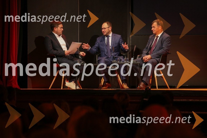  Matija Stepišnik, predsednik Društva slovenskih novinarjev, novinar in urednik;  Jernej Vrtovec, minister za infrastrukturo;  Andrej  Tumpej, direktor Dravskih elektrarn MariborLedinek Engineering je najboljše podjetje podravske regije leta 2020